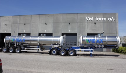WIBAX Logistics AB - 21000 liter kemi-semitrailer + 11500 liter kemi-påbygning